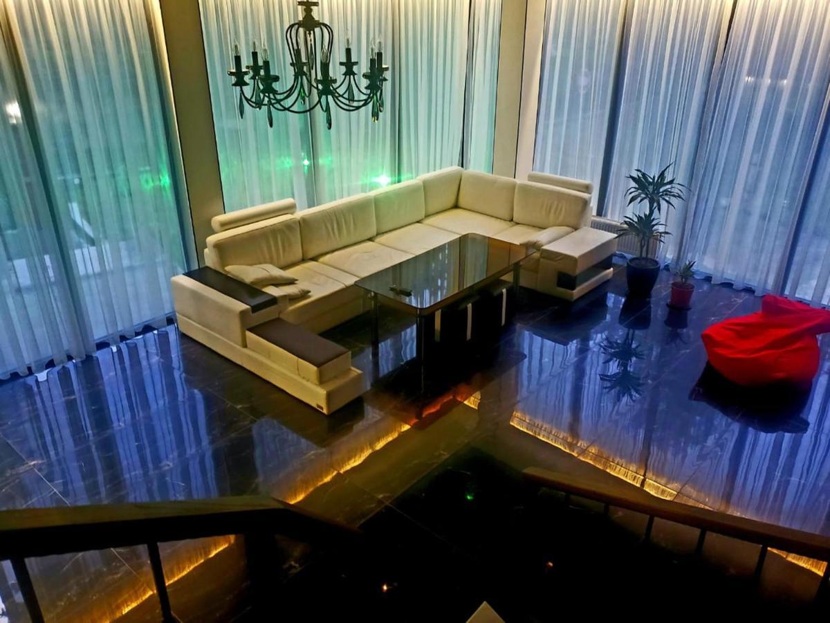 Hotel Evergreen ボルジョミ エクステリア 写真