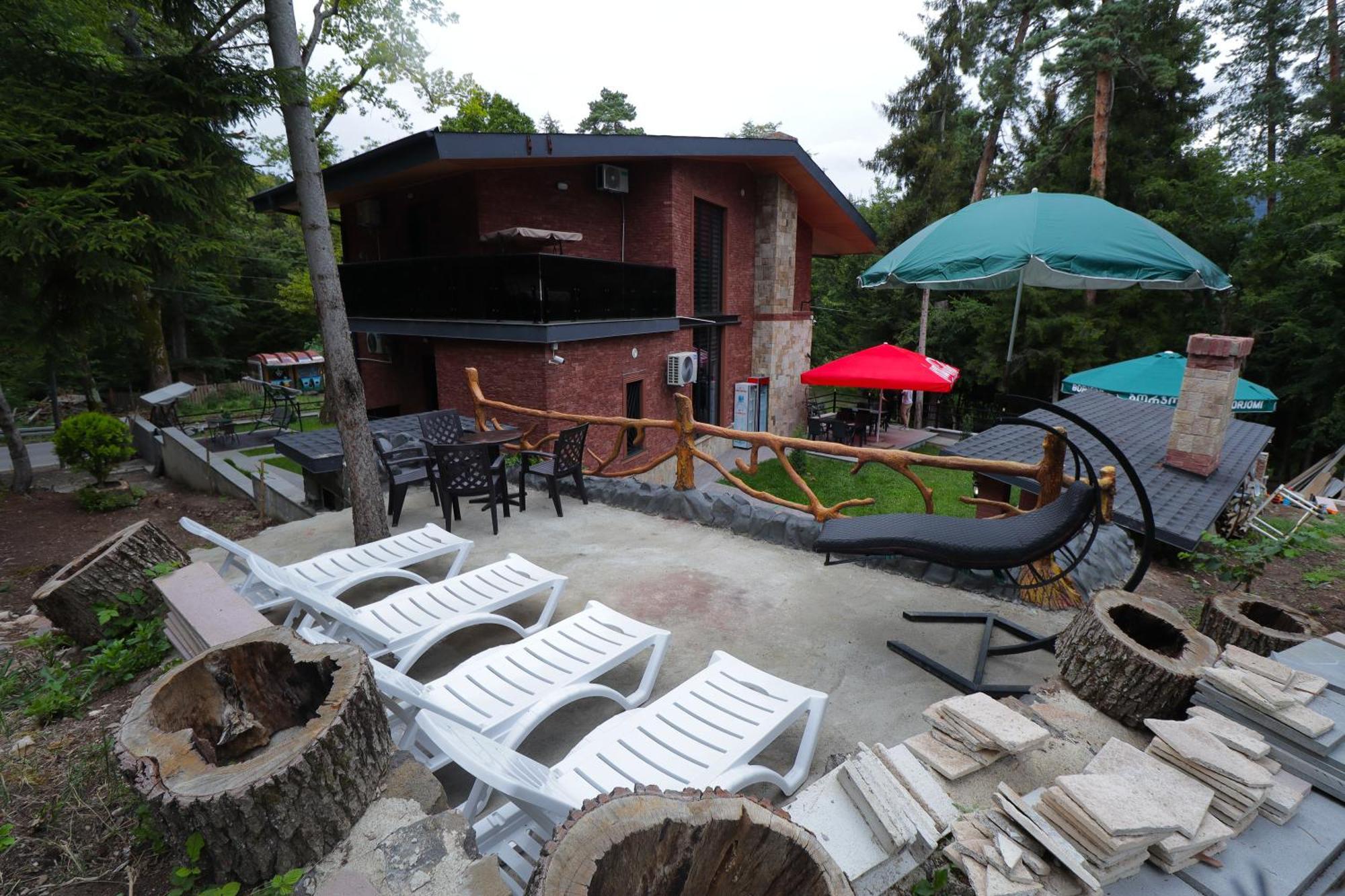 Hotel Evergreen ボルジョミ エクステリア 写真